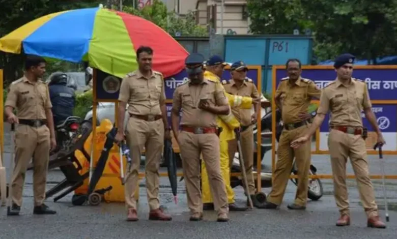 Mumbai Bomb Threat