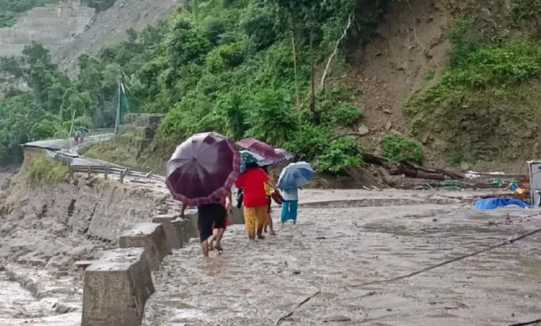 Darjeeling rain deaths